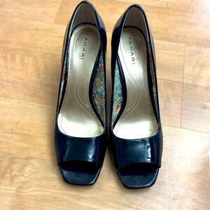 Tahari pumps size 9.5 - 3”heel